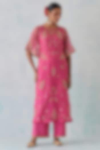 Pink Tissue Organza Embroidered Kurta by Ikshita Choudhary at Pernia's Pop Up Shop