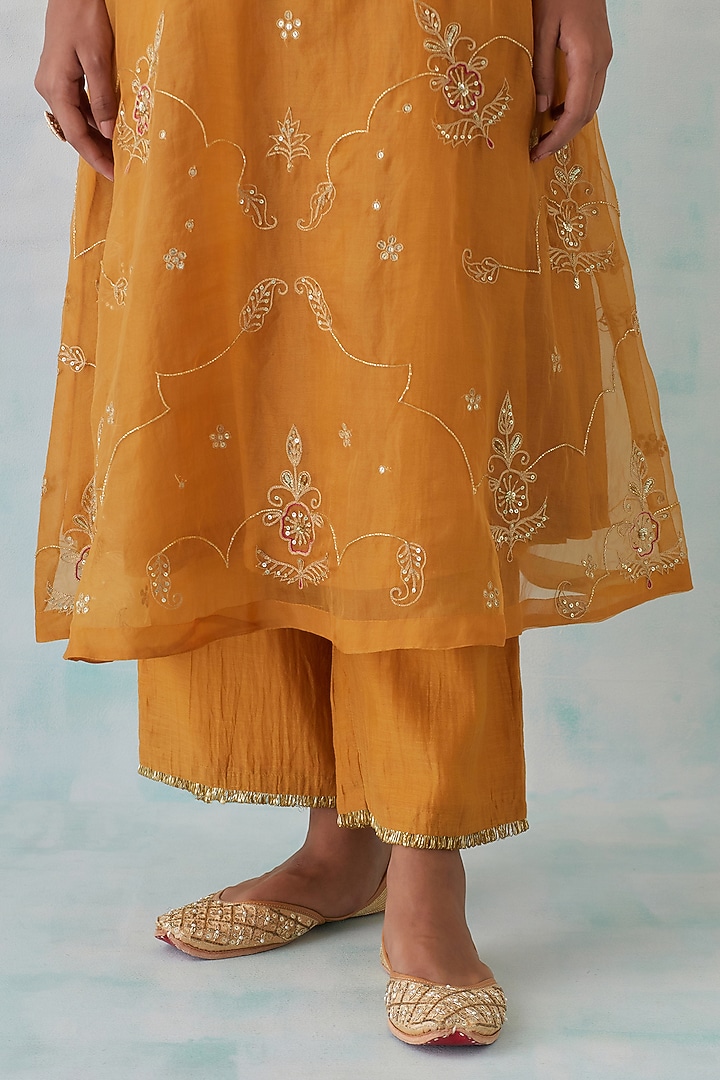 Mustard Tissue Organza Embroidered Kurta Set by Ikshita Choudhary at Pernia's Pop Up Shop