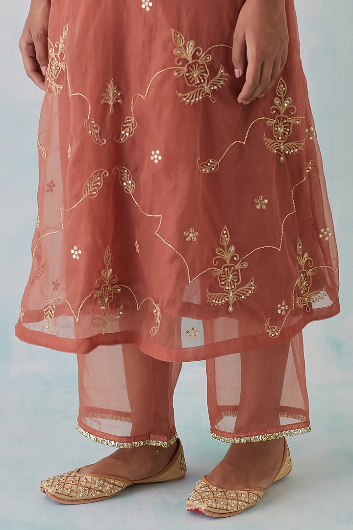 Peach Tissue Organza Embroidered Kurta Set by Ikshita Choudhary at Pernia's Pop Up Shop