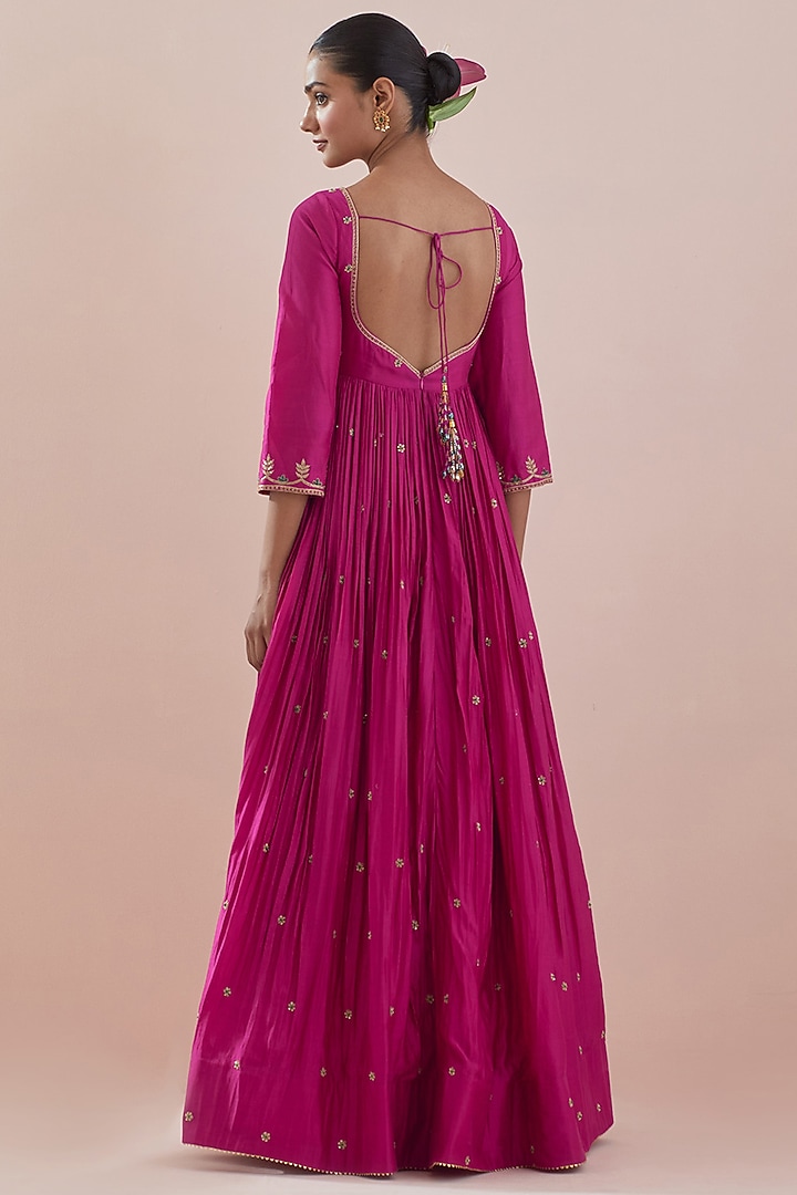 Magenta Chanderi Hand Embroidered Wedding Anarkali Set by Ikshita Choudhary at Pernia's Pop Up Shop