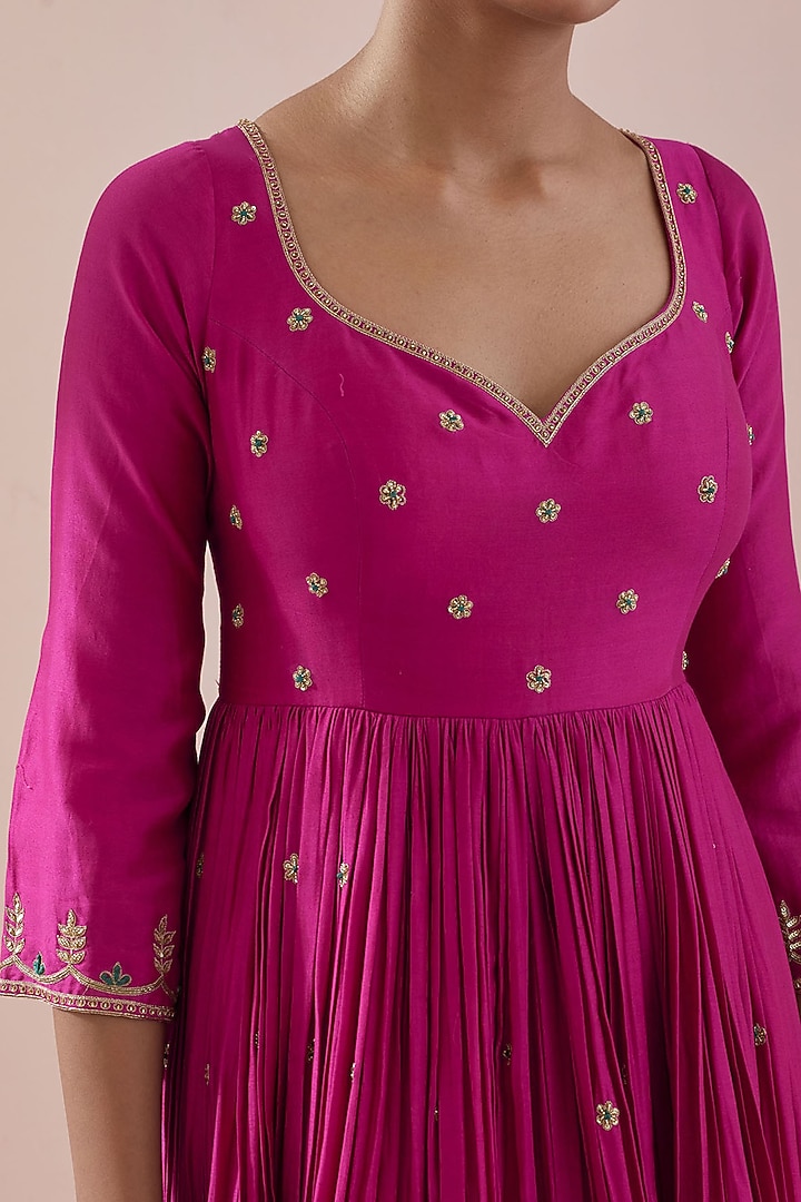 Magenta Chanderi Hand Embroidered Wedding Anarkali Set by Ikshita Choudhary at Pernia's Pop Up Shop