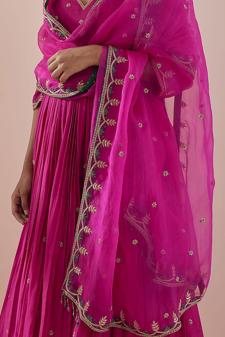 Magenta Chanderi Hand Embroidered Wedding Anarkali Set by Ikshita Choudhary at Pernia's Pop Up Shop
