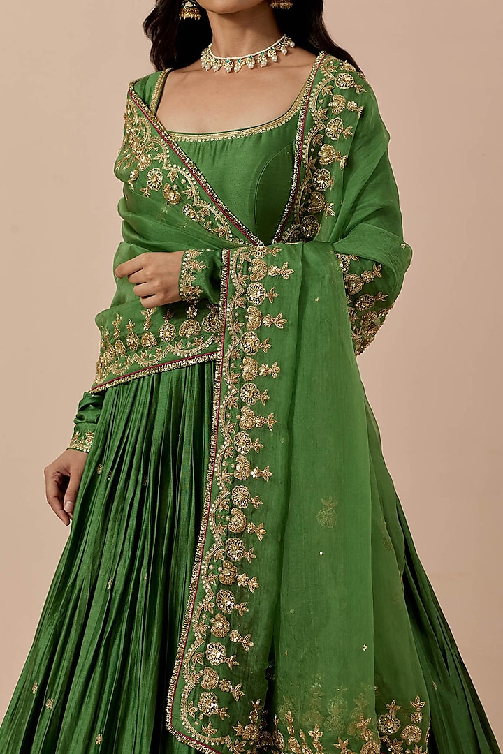 Forest Green Chanderi Hand Embroidered Wedding Anarkali Set by Ikshita Choudhary at Pernia's Pop Up Shop