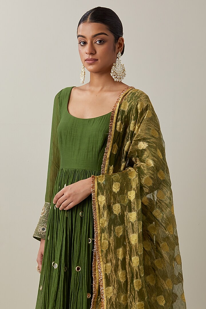 Green Chanderi Hand Embroidered Party Wear Anarkali Set by Ikshita Choudhary at Pernia's Pop Up Shop