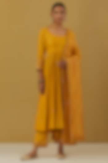 Yellow Cheese Cotton Embroidered Party Wear Anarkali Set by Ikshita Choudhary at Pernia's Pop Up Shop