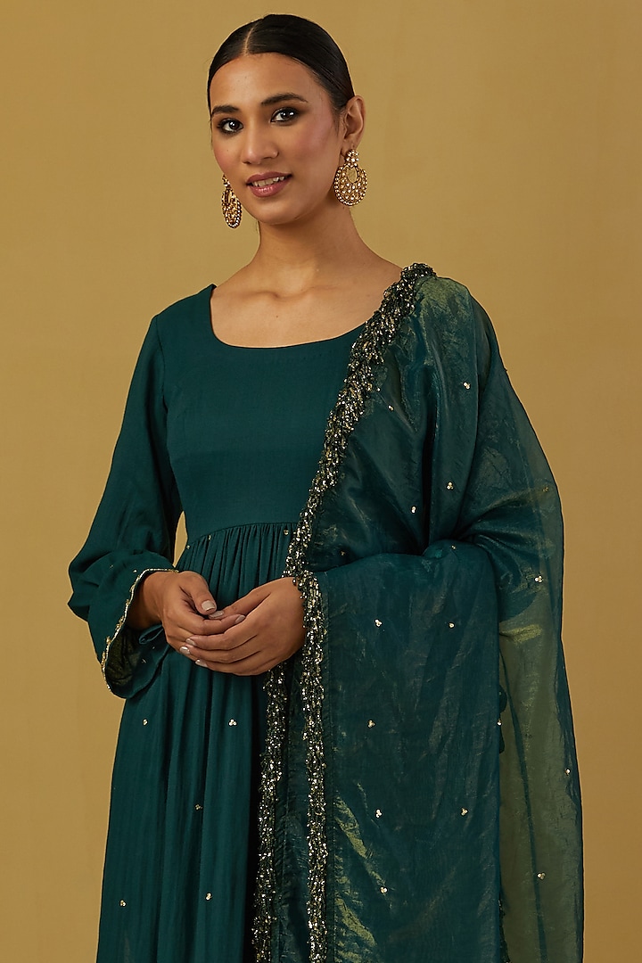Green Embroidered Party Wear Anarkali Set by Ikshita Choudhary at Pernia's Pop Up Shop