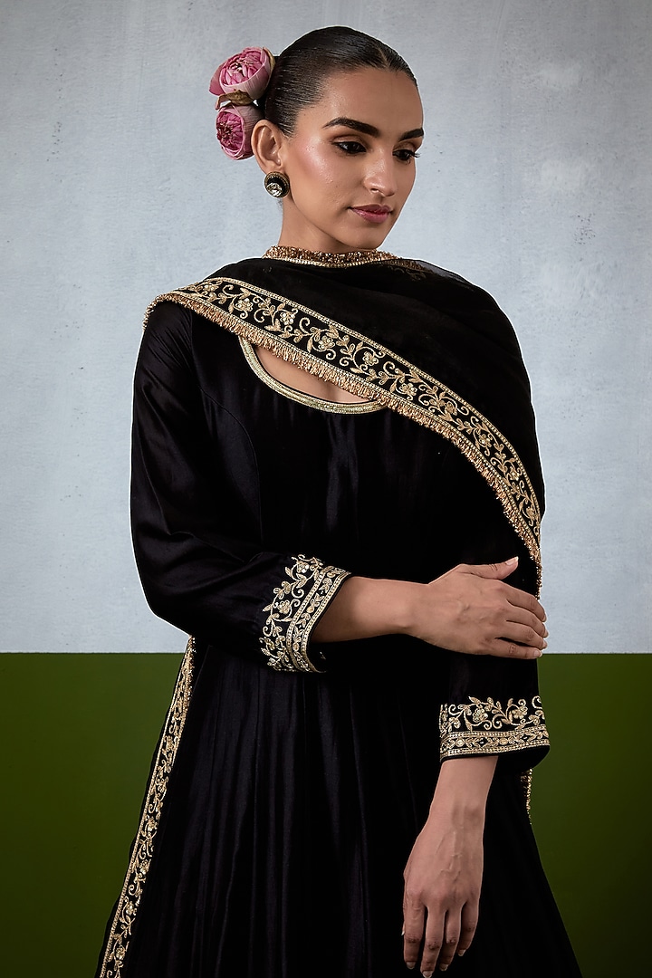 Black Chanderi Hand Embroidered Bridal Anarkali Set by Ikshita Choudhary at Pernia's Pop Up Shop