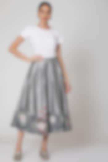 Grey Embroidered Skirt by Manish Arora