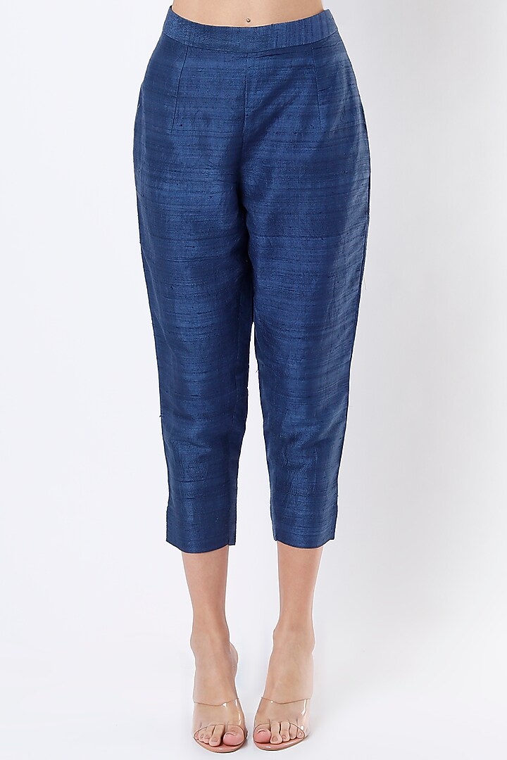 Blue Kurta Set With Print by Izzumi Mehta at Pernia's Pop Up Shop