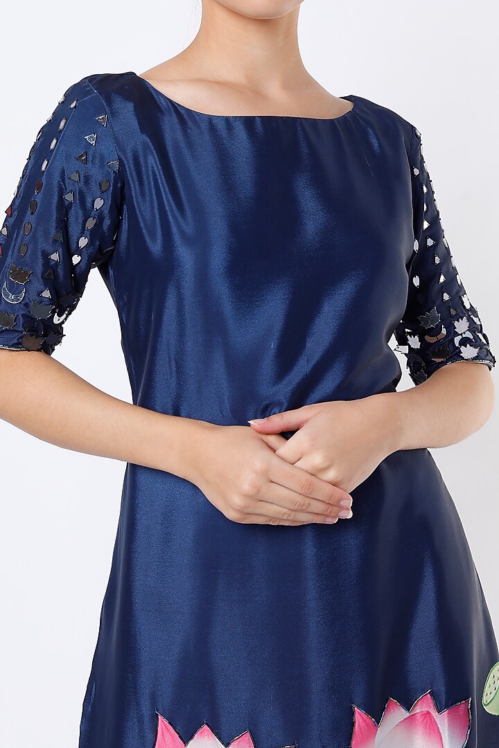 Blue Kurta Set With Print by Izzumi Mehta at Pernia's Pop Up Shop