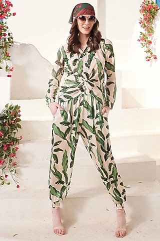 White & Green Georgette Printed Co-Ord Set by I AM WORTH IT