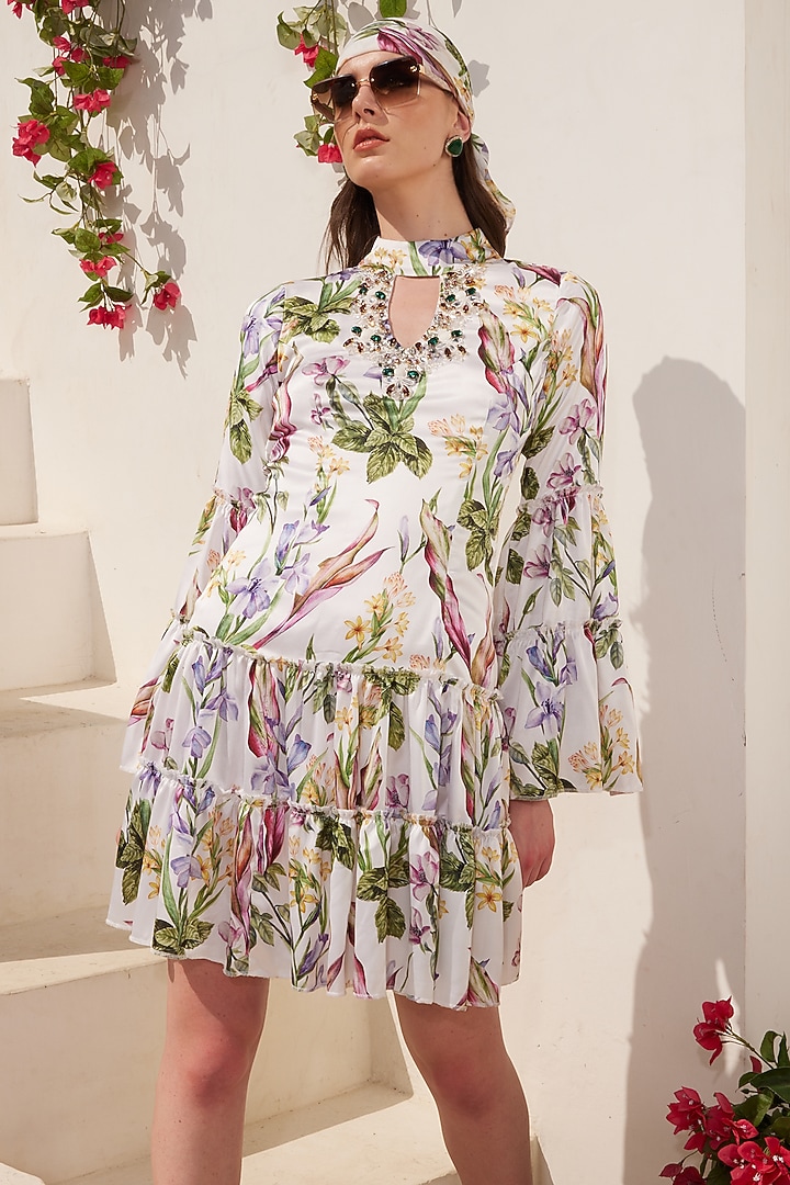 White Crepe Printed Short Vacation Dress by I AM WORTH IT at Pernia's Pop Up Shop