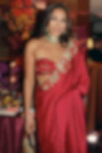 Red Satin Wedding Saree Set by Bhumika Sharma at Pernia's Pop Up Shop