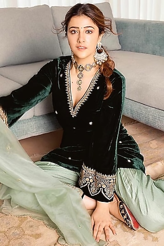 Bottle Green Silk Velvet Embroidered Kurta Set by Sureena Chowdhri