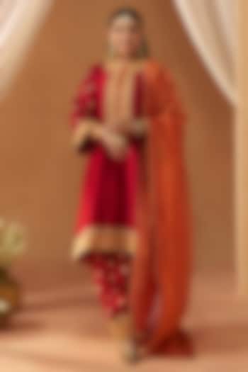 Deep Red Silk Chanderi Sequin Embroidered A-Line Kaftan Set by Sheetal Batra at Pernia's Pop Up Shop