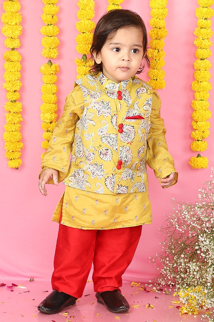 Mustard Kurta Set With Printed Bundi Jacket For Boys by Kirti Agarwal Pret n Couture at Pernia's Pop Up Shop
