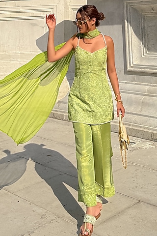 Green Tissue Hand Embroidered Kurta Set by TYOHAR
