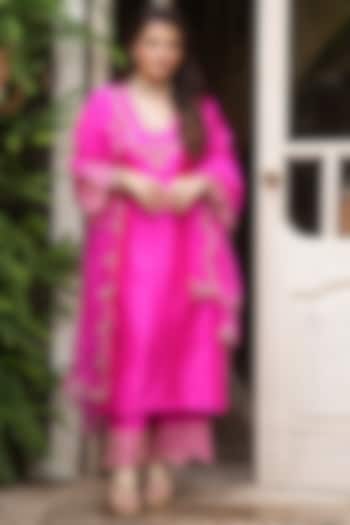 Hot Pink Silk Organza Hand Embroidered Kurta Set by Charu Makkar at Pernia's Pop Up Shop
