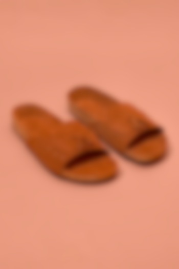 Tan Textured Milled Leather Chappals by Dmodot at Pernia's Pop Up Shop