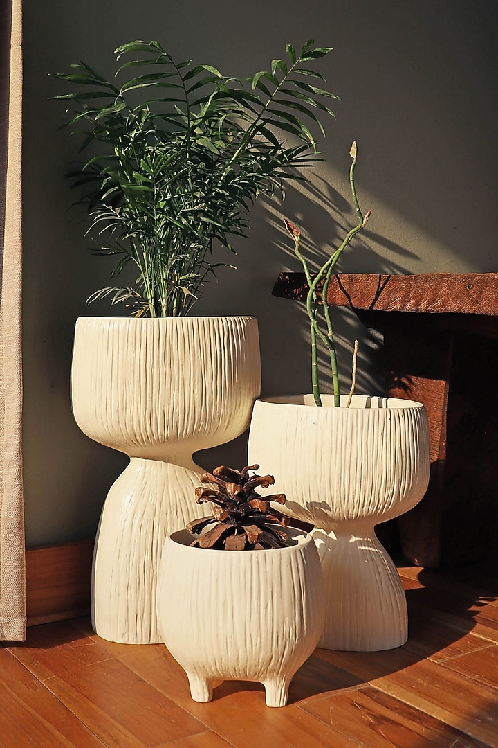 White Fiberglass Planter by Muun Home at Pernia's Pop Up Shop