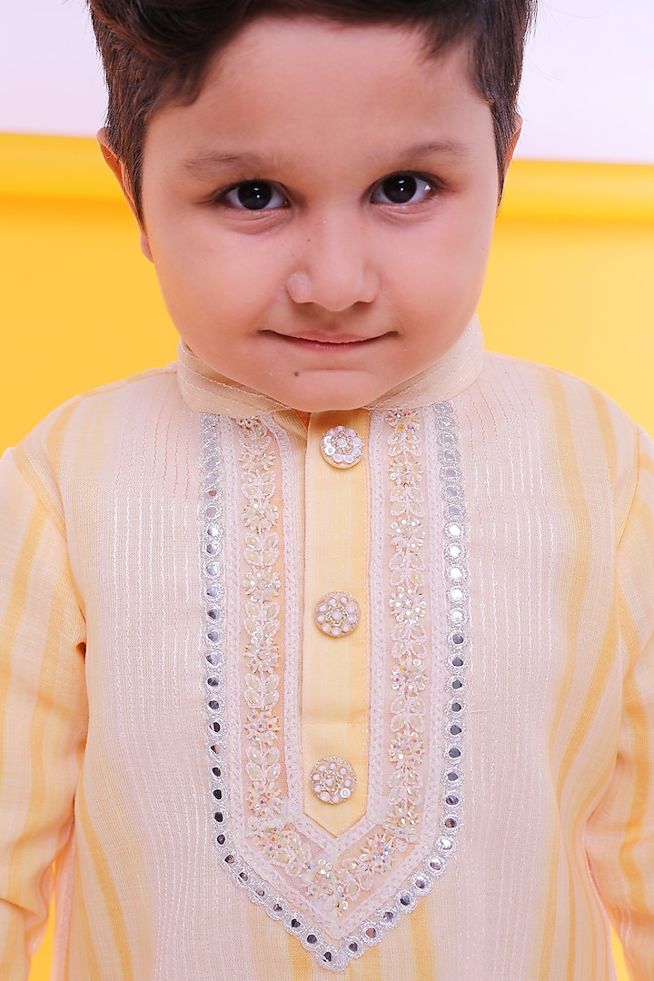 Yellow Cotton Kurta Set For Boys by Rani kidswear at Pernia's Pop Up Shop