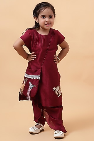 Wine Chanderi Silk Motif Hand Embroidered Kurta Set For Girls by House of Tushaom - Kids