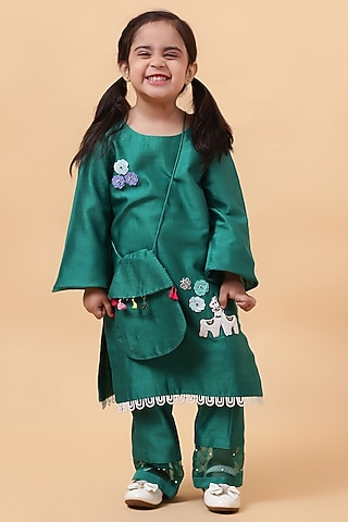 Green Chanderi Silk Motif Hand Embroidered Kurta Set For Girls by House of Tushaom - Kids