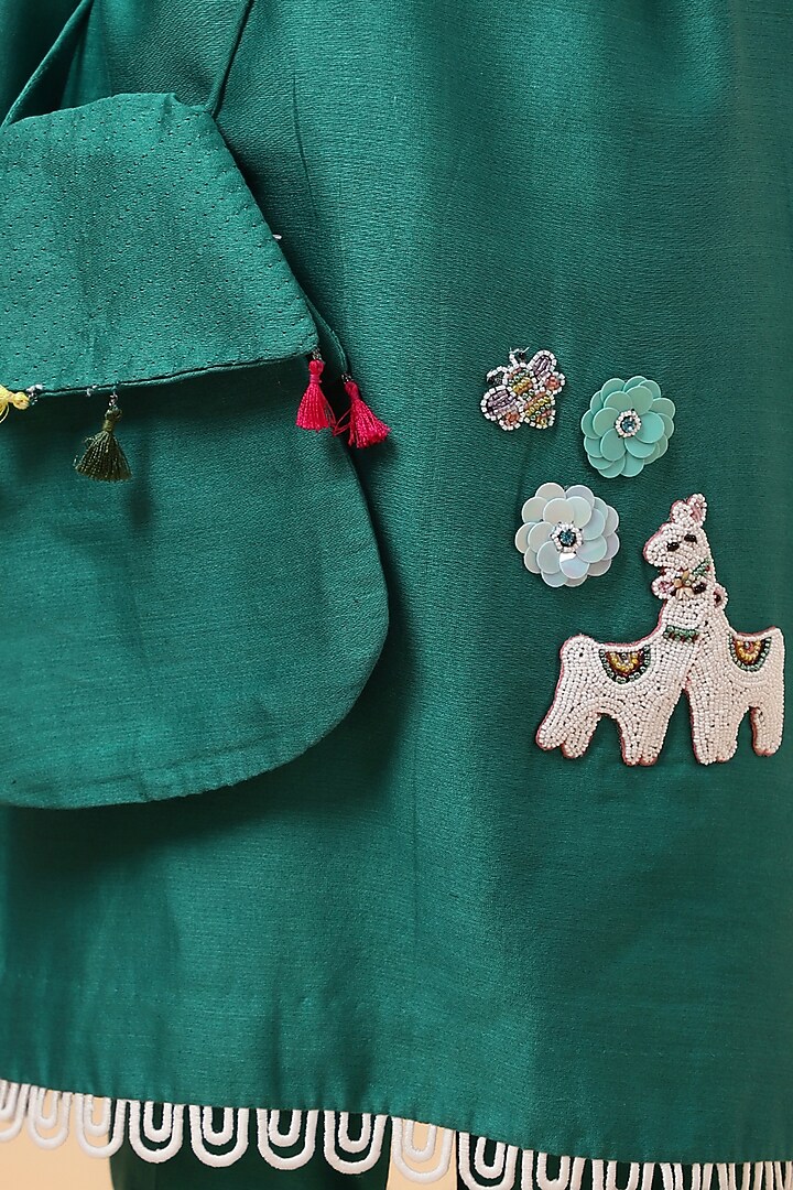Green Chanderi Silk Motif Hand Embroidered Kurta Set For Girls by House of Tushaom - Kids at Pernia's Pop Up Shop