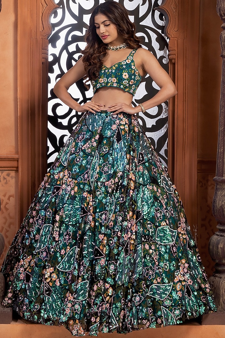 Black Embroidered Wedding Lehenga Set by LABEL PRIYANKA KAR at Pernia's Pop Up Shop