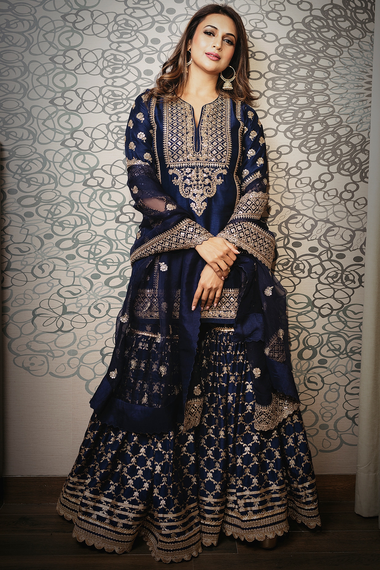 Divyanaka tripathi lehenga | Pakistani bridal lehenga, Bridal dress design,  Bridal lehenga choli