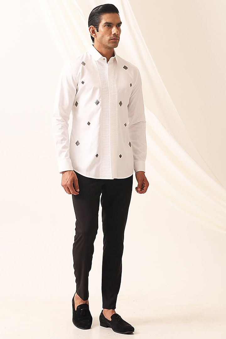 White Cotton Handcrafted Thread & Motif Embellished Party Wear Shirt by SEVENDC MEN at Pernia's Pop Up Shop