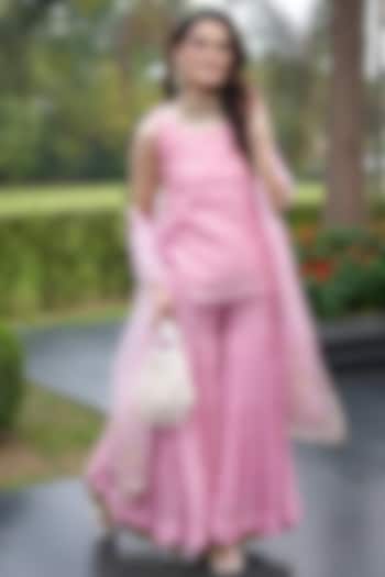 Rose Pink Mul Chanderi Gharara Set by Charu Makkar at Pernia's Pop Up Shop