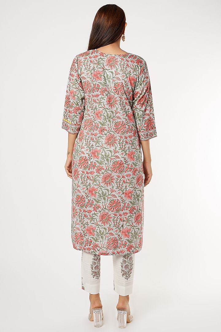Grey & Red Floral Printed Straight Kurta Set by Inara Jaipur at Pernia's Pop Up Shop