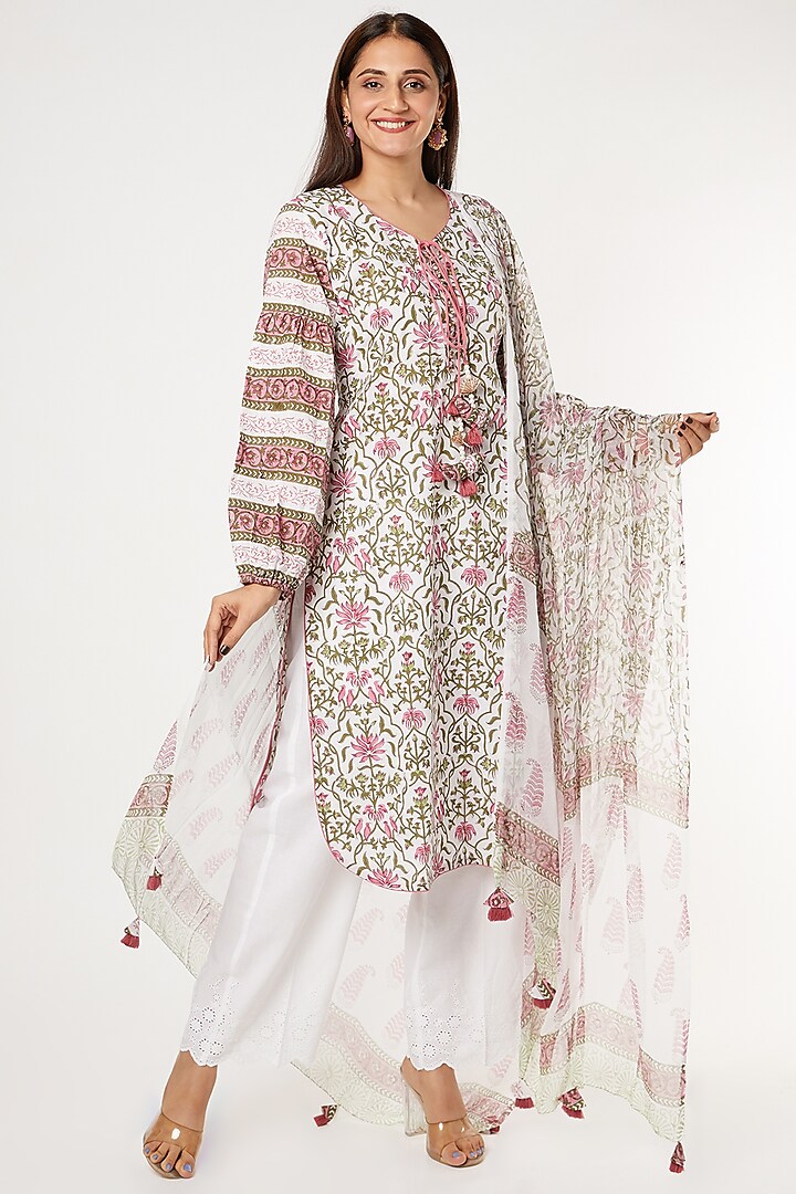 White & Blush Pink Floral Printed Kurta Set by Inara Jaipur