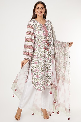 White & Blush Pink Floral Printed Kurta Set by Inara Jaipur