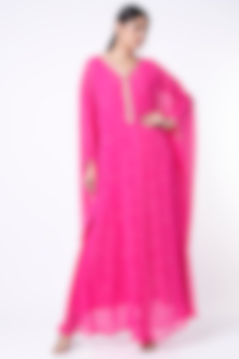 Pink Georgette Leheriya Kaftan With Inner by Inara Jaipur at Pernia's Pop Up Shop