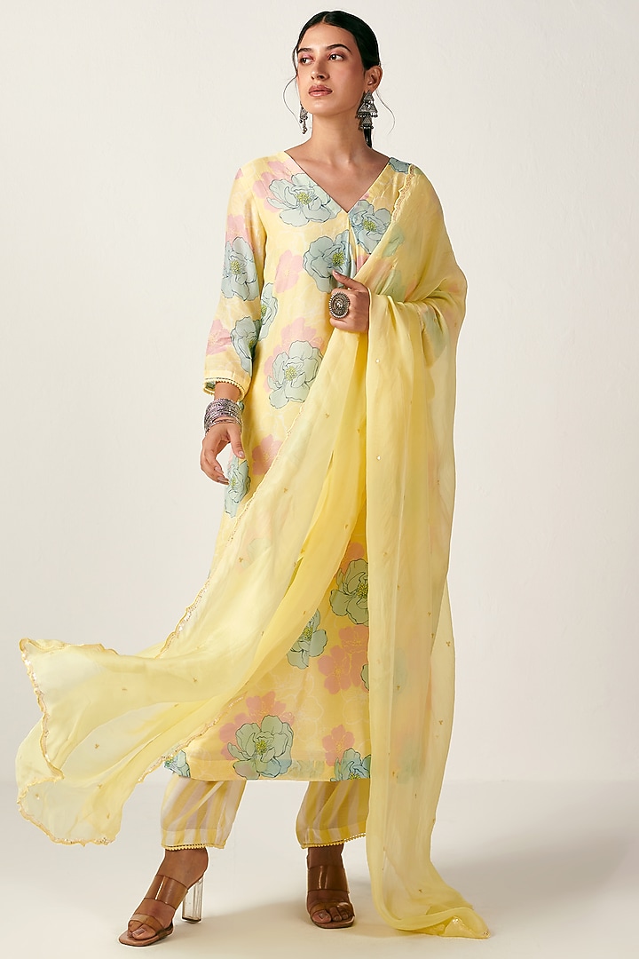 Light Yellow Cotton Silk Floral Printed Kurta Set by Blooming Threads at Pernia's Pop Up Shop