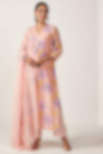 Blush Pink Cotton Silk Floral Printed Kurta Set by Blooming Threads at Pernia's Pop Up Shop