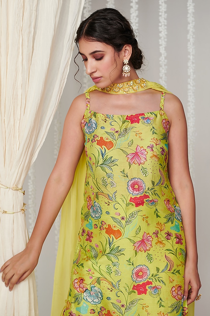 Neon Cotton Silk Digital Printed Kurta Set by Blooming Threads at Pernia's Pop Up Shop