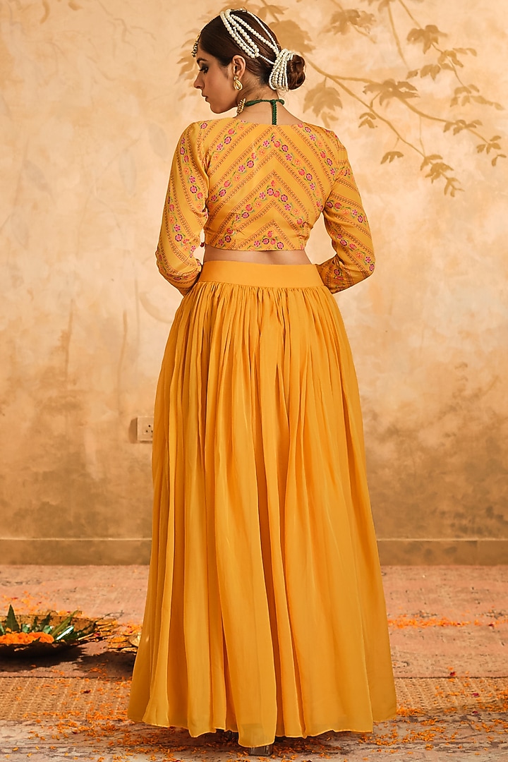 Mustard Organza Lehenga Set by Blooming Threads at Pernia's Pop Up Shop