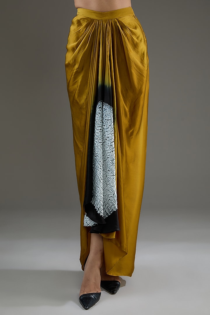 Mustard & Black Bemberg Satin Shibori Skirt Set by Inca at Pernia's Pop Up Shop