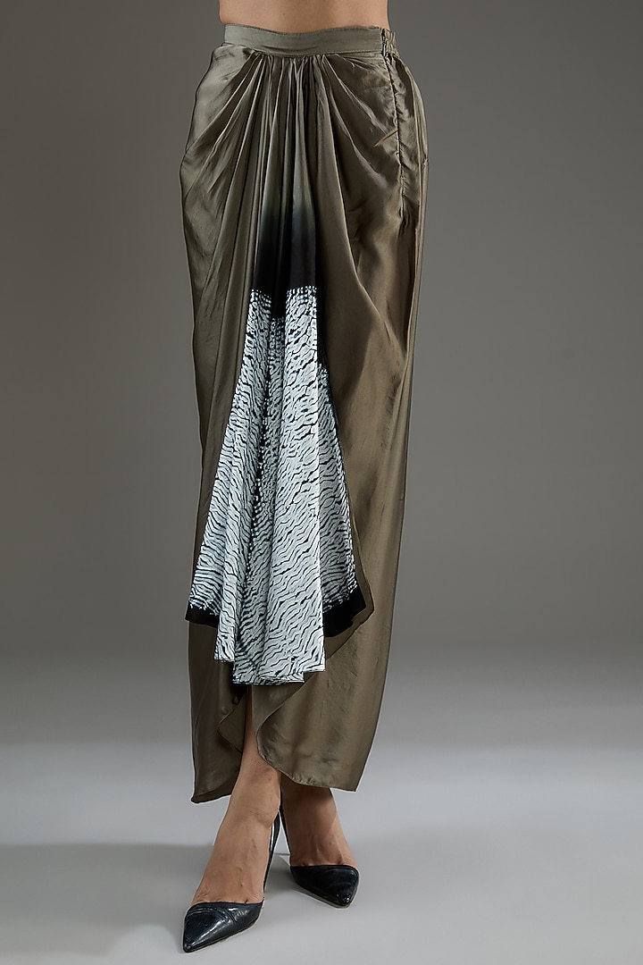 Grey & Black Bemberg Satin Shibori Skirt Set by Inca at Pernia's Pop Up Shop