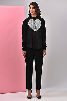 product-color-Black