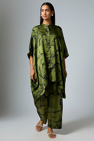 Mehendi & Marble Bemberg Satin Digital Printed Pleated Shirt by Inca