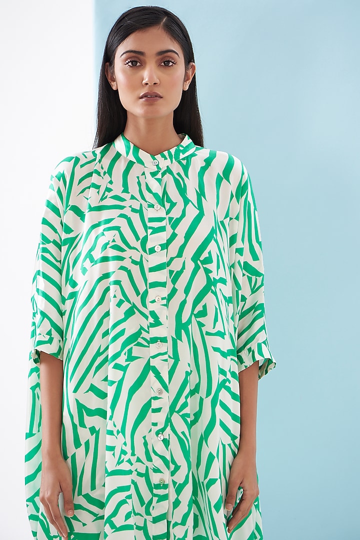 Green Bemberg Satin & Linen Satin Printed Co-Ord Set by Inca at Pernia's Pop Up Shop