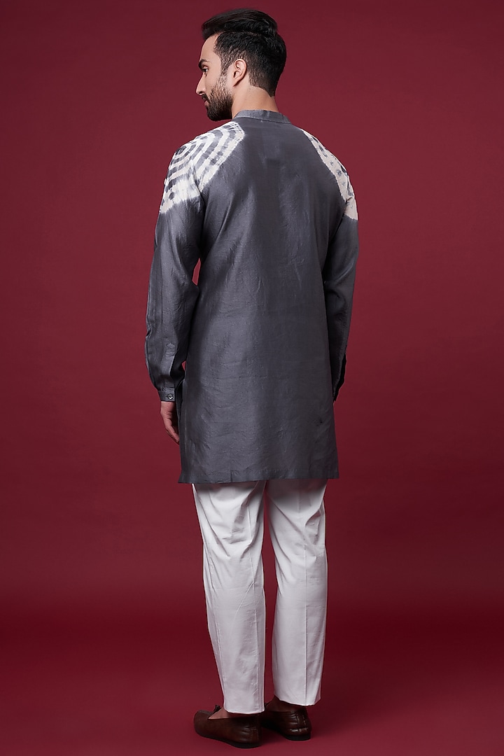 Grey Silk Chanderi Kurta by Inca men at Pernia's Pop Up Shop