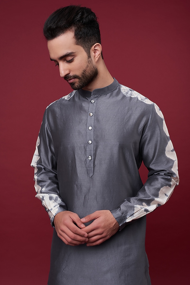 Grey Silk Chanderi Kurta by Inca men at Pernia's Pop Up Shop