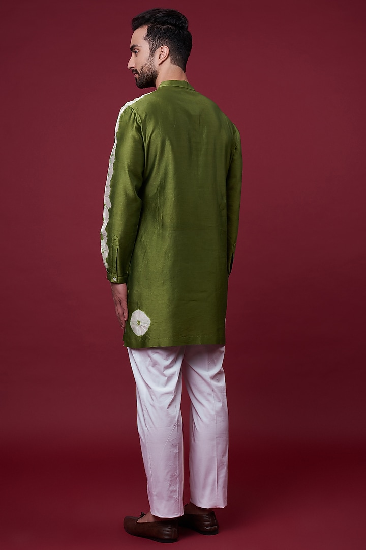 Green Silk Chanderi Kurta by Inca men at Pernia's Pop Up Shop