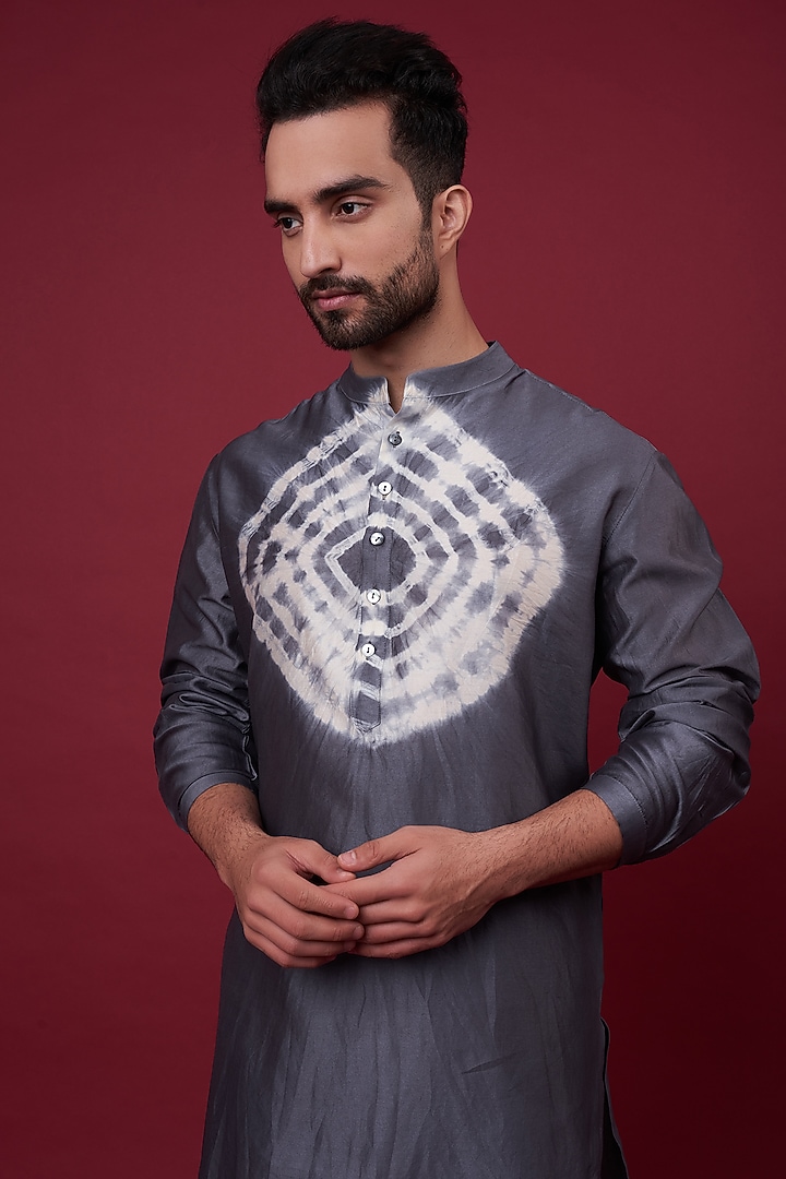 Grey Silk Chanderi Kurta by Inca men at Pernia's Pop Up Shop