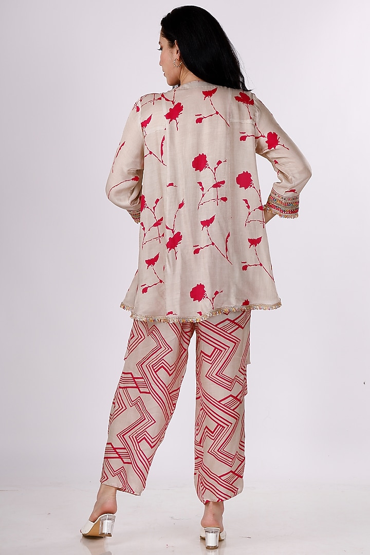 Cream & Pink Gajji Silk Floral Cowl Pant Set by Inddivogue at Pernia's Pop Up Shop